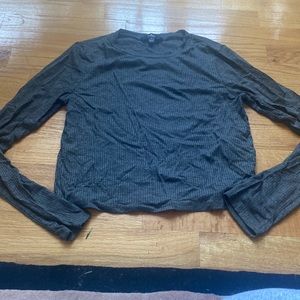 Gray Ribbed Lulu’s Crop top - Small